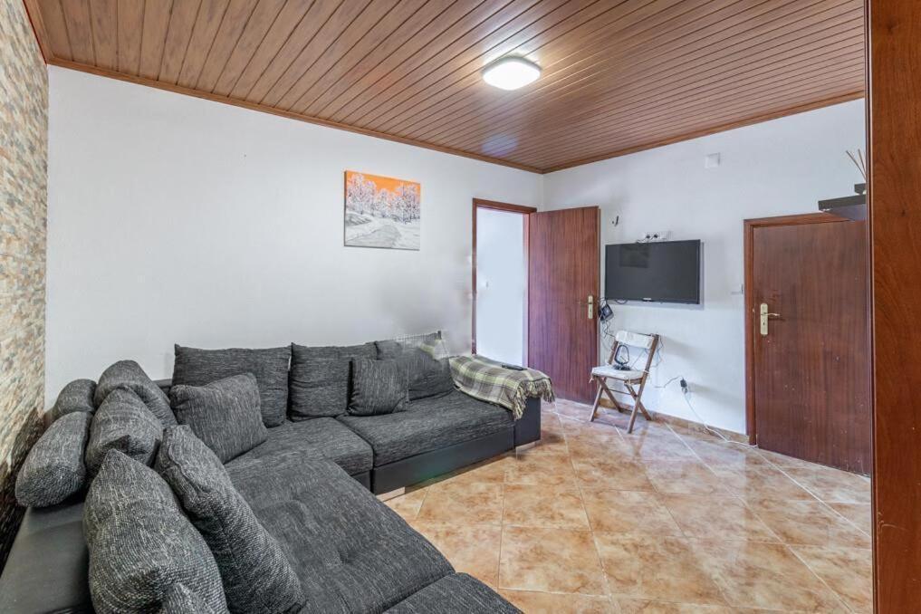Casa Central - Peceful Mountain Retreat In Calheta Ribeira do Raposo Экстерьер фото