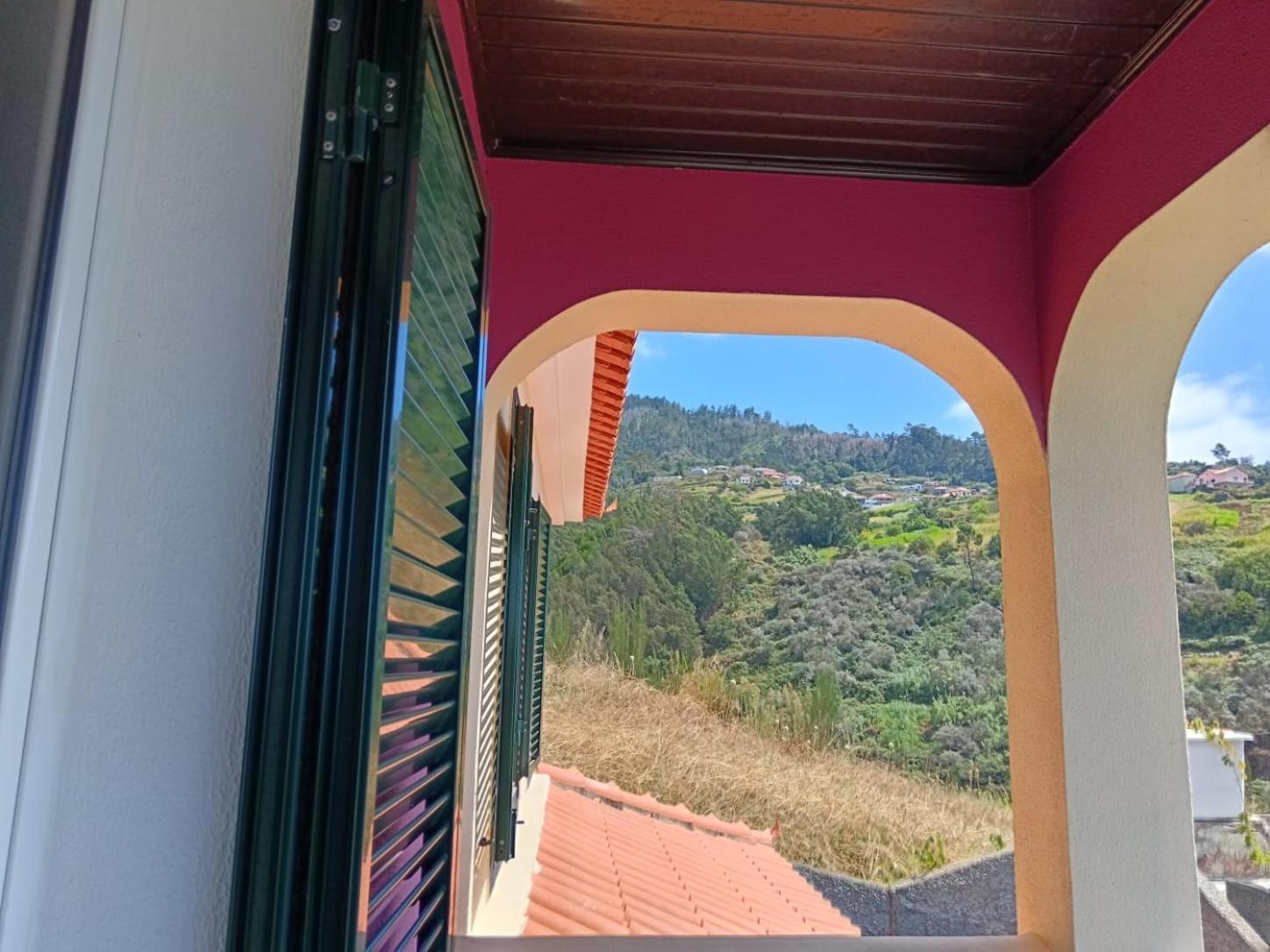 Casa Central - Peceful Mountain Retreat In Calheta Ribeira do Raposo Экстерьер фото